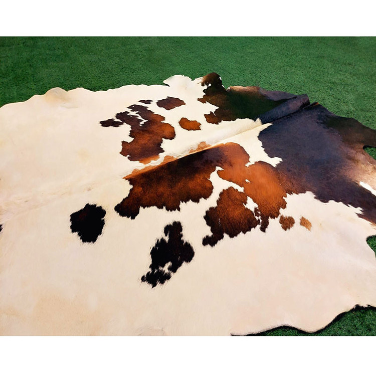 پوست گاو دباغی شده