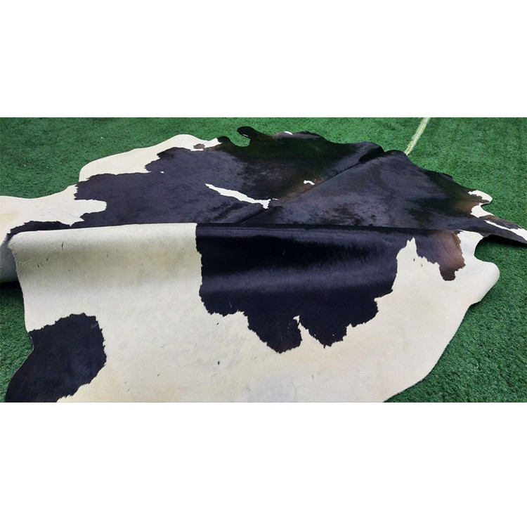 پوست گاو دباغی شده