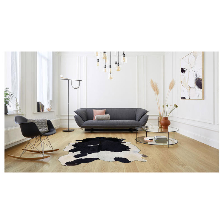 پوست گاو دباغی شده