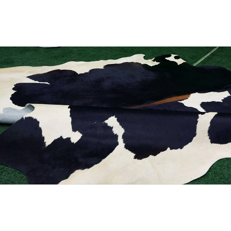 پوست گاو دباغی شده