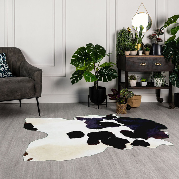 پوست گاو دباغی شده