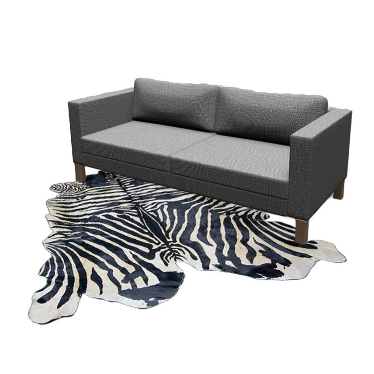 پرینت گورخر روی پوست گاو