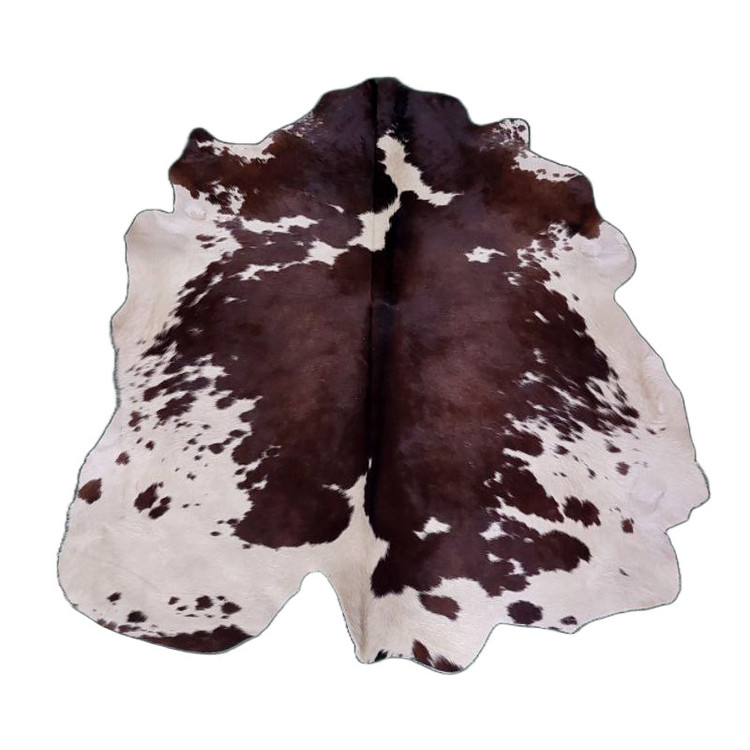 پوست گاو دباغی شده