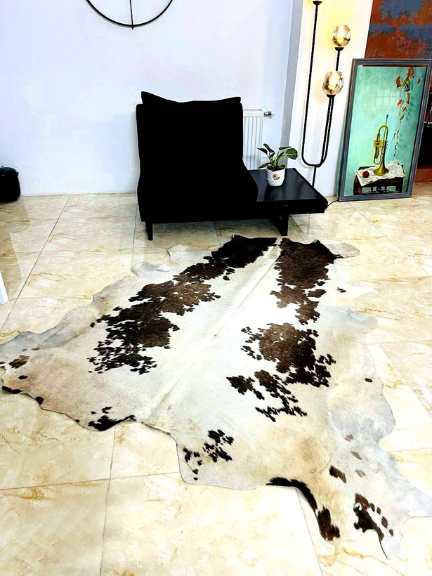 فرش پوست گاوی