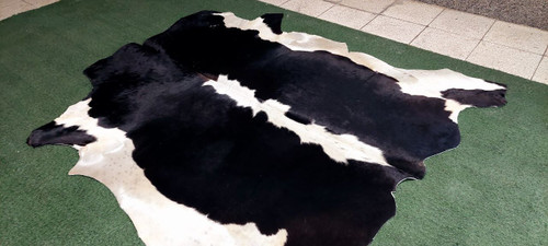 پوست گاو لاکچری | مناسب دکور و کلکسیون