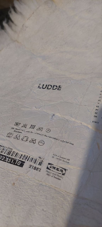 پوست گوسفندی دباغی شده