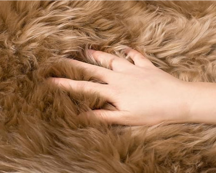 پوست گوسفند دباغی شده