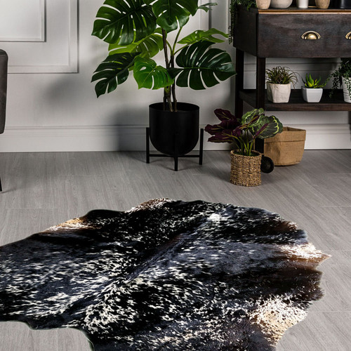 پوست گاو دباغی شده