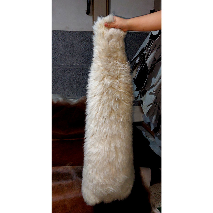 پوست گوسفند دباغی شده