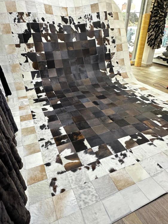 فرش پوستگاو