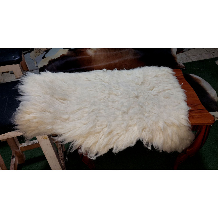 پوست گوسفند